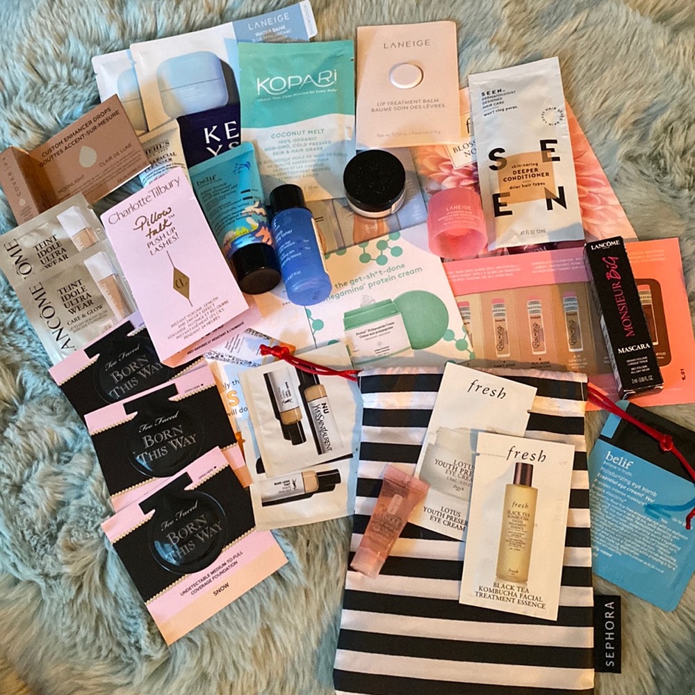 Sephora Huge Lot of Beauty, skincare, makeup samples plus cosmetic bag! New!